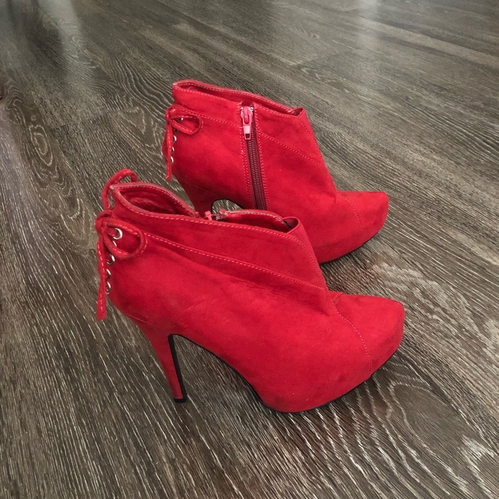 Red Corset Booties - Picture 3 of 4